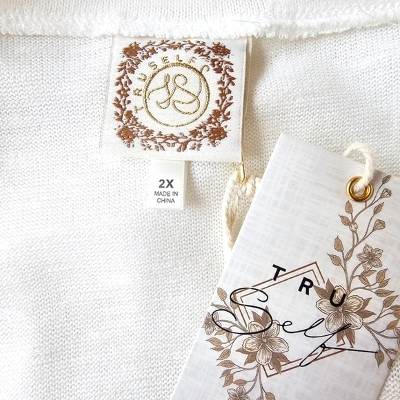 Christmas Sweater, Light-weight, "Joy to the World" with Trees Graphic, … - Picture 6 of 11